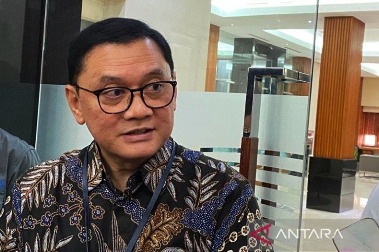 BI: ULN Indonesia pada Oktober 2025 turun jadi 423,9 miliar dolar AS