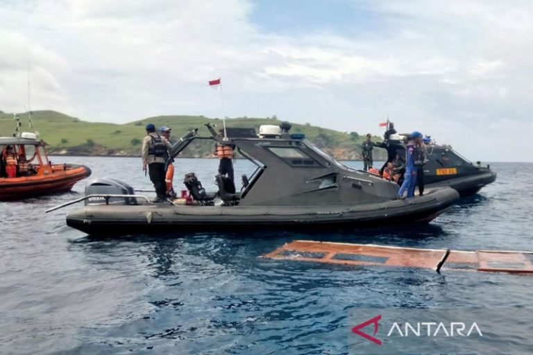 Real berbela sungkawa atas wafatnya pelatih Valencia di Indonesia