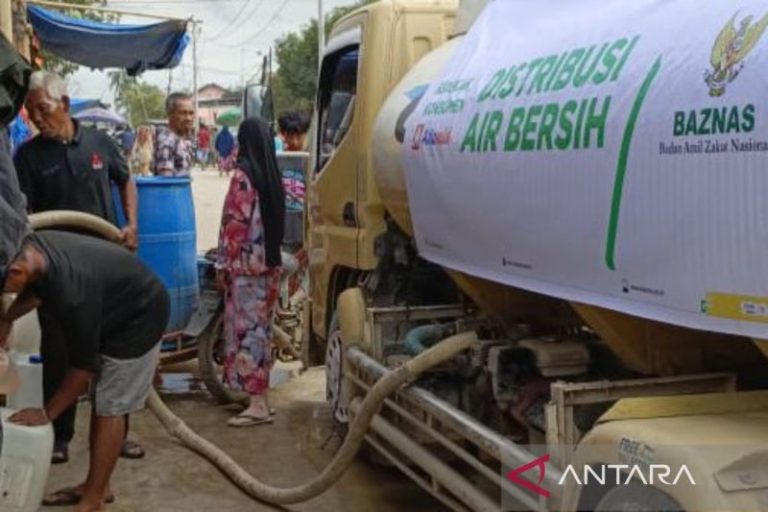 Baznas salurkan 160.000 liter air bersih untuk masyarakat Aceh Tamiang