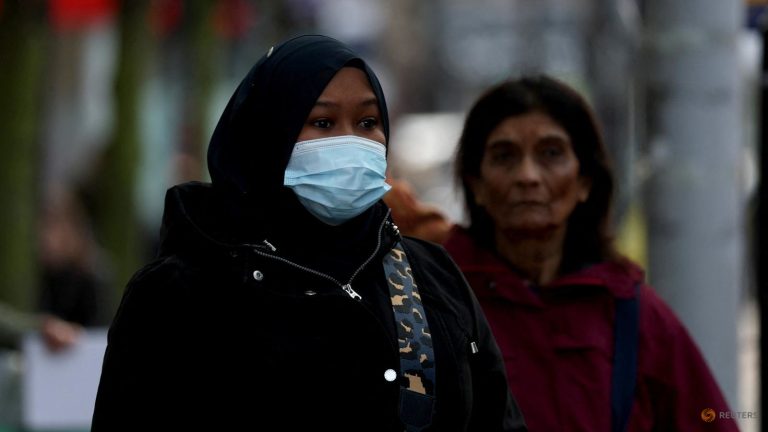 Kenali gejala super flu, apa bedanya dengan flu biasa serta COVID-19?