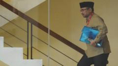 KPK tetapkan eks Menteri Agama Yaqut tersangka kasus korupsi kuota haji – Mengapa anggaran perjalanan ke tanah suci berulang kali dimanipulasi?