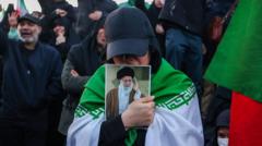 Ayatollah Ali Khamenei wafat, siapa penerusnya dan apa yang mungkin terjadi selanjutnya?