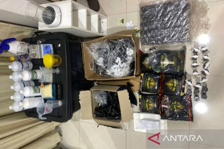 Polda Metro Jaya bongkar laboratorium narkotika di Jakpus