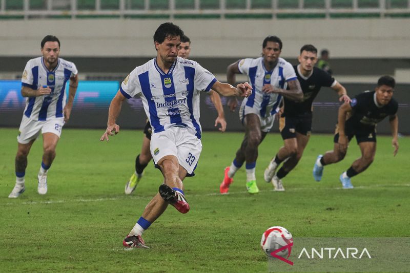 Jadwal Super League: Persib jamu Arema, Borneo dijajal Semen Padang