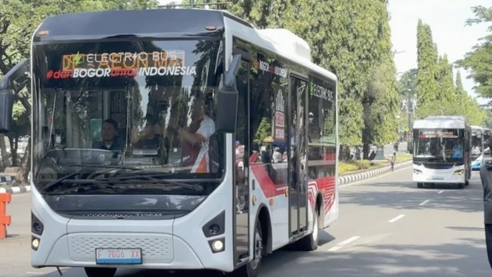 Bogor uji coba bus listrik Bojonggede-Sentul, gratis 3 bulan