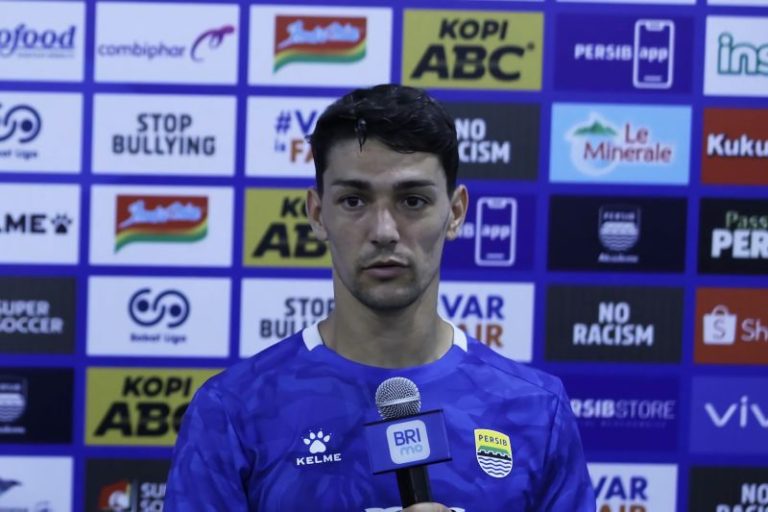 Bek Persib: Kemenangan lawan PSIM Yogyakarta adalah harga mati