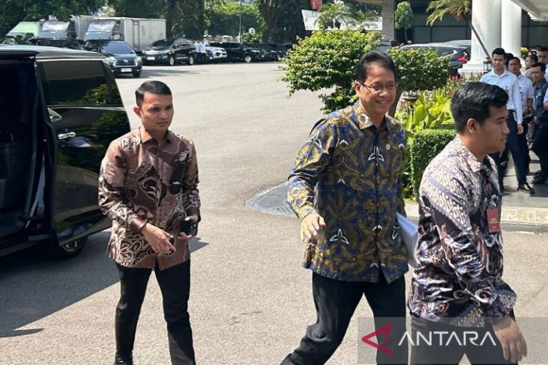 Purbaya bakal copot Dirjen Bea Cukai bila terbukti terima suap