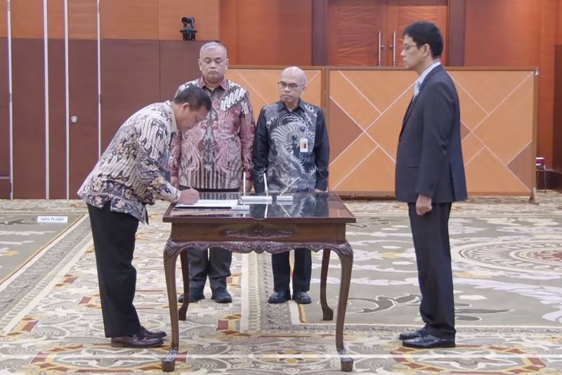 Purbaya pesan ke delapan pejabat baru DJP agar jaga kepercayaan publik