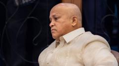 Mantan kepala polisi Filipina yang pimpin perang narkoba era Duterte kabur dari penangkapan Mahkamah Pidana Internasional