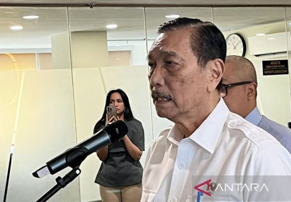Luhut targetkan Perlinsos digital dirilis Oktober atau November 2026