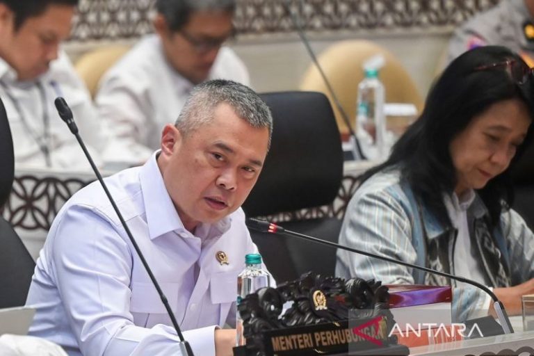 Menhub tegaskan komitmen keselamatan dan konektivitas transportasi