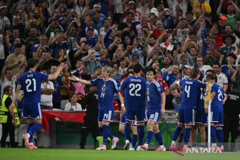 Timnas Jepang gasak Tunisia 4-0