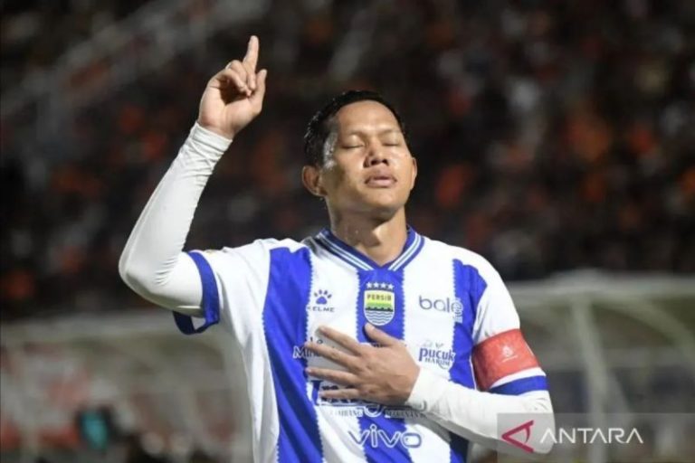 Adam Alis berharap 2026/2027 jadi musim yang hebat untuk Persib