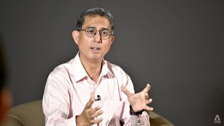 Menteri Urusan Muslim Singapura mundur usai interaksi dengan seorang perempuan dinilai 'tak sesuai standar'
