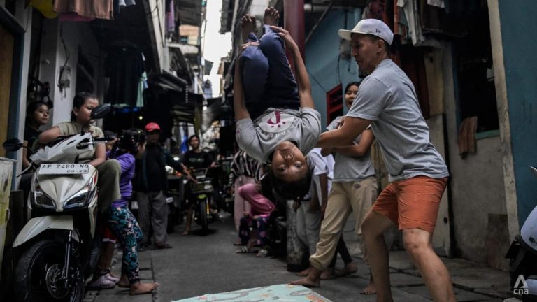 Gang sempit di Penjaringan ini lahirkan para juara gimnastik nasional