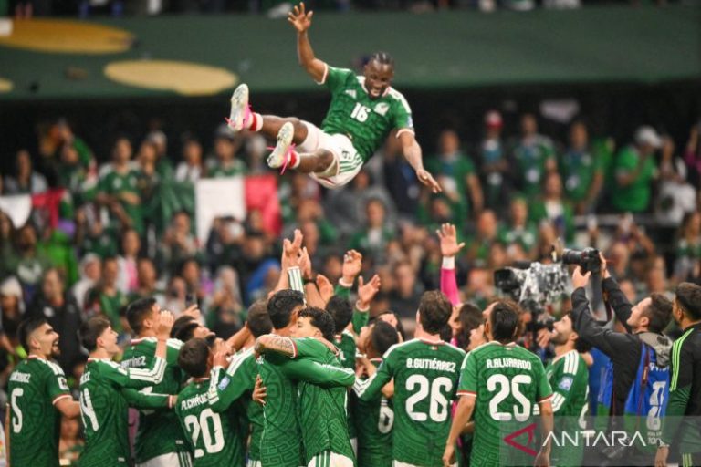 Pelatih Meksiko sebut melawan Inggris akan jadi laga bersejarah