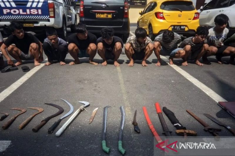Polisi amankan tiga pemuda terduga pelaku tawuran di Jaktim
