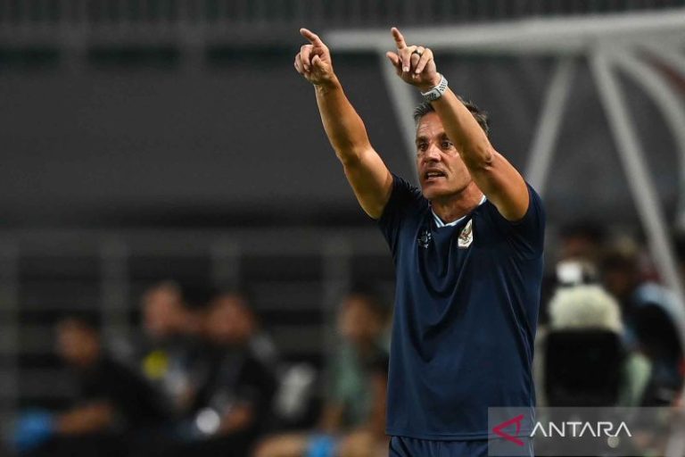 Shin Tae-yong dan tugas menantang John Herdman