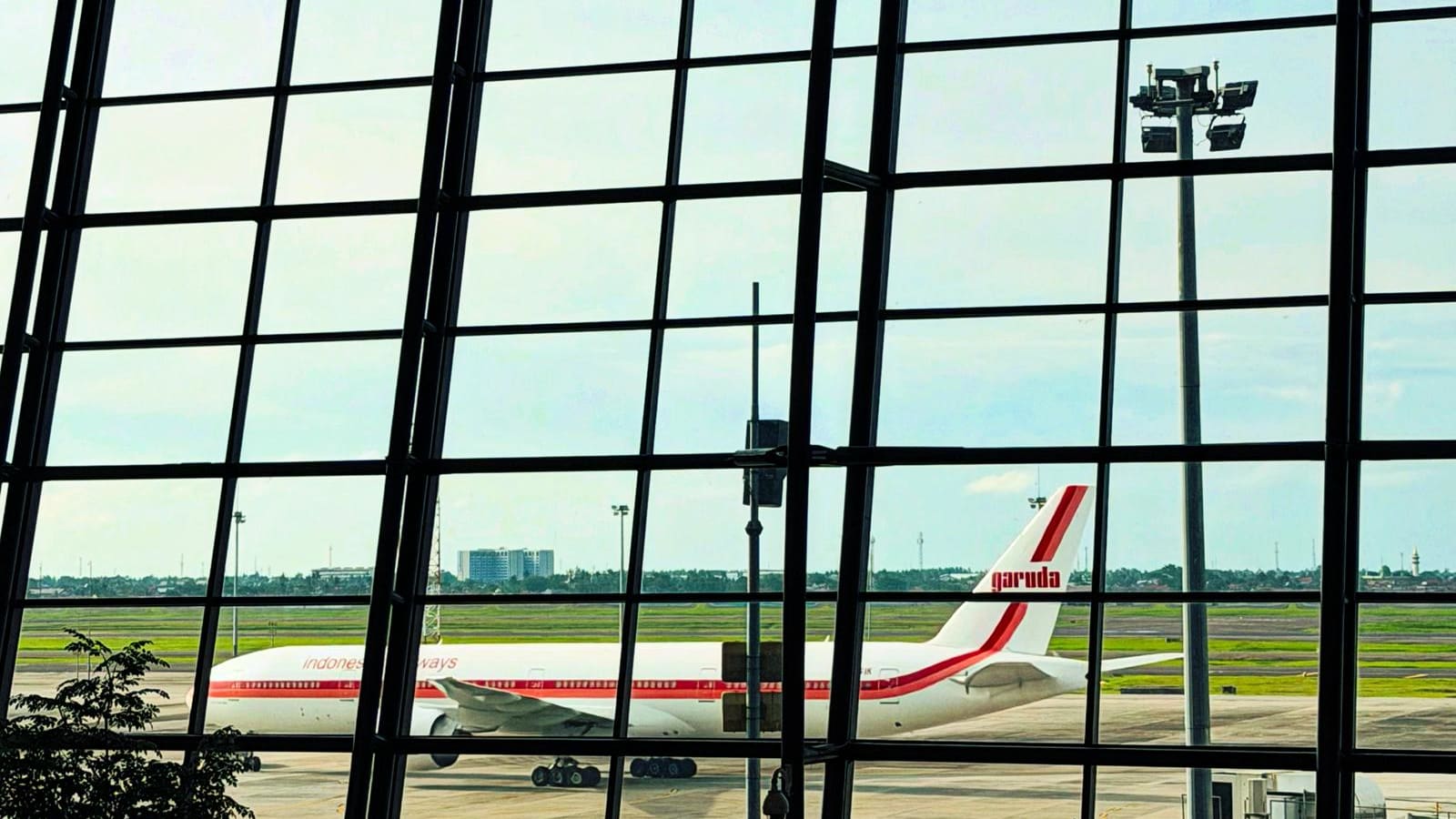 Garuda Indonesia tebar 170.845 tiket domestik gratis buat turis asing